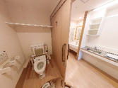 清潔なトイレの介護現場