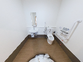 清潔なトイレと洗面所