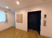 明るく広い部屋