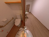 手すり付きの居室トイレ  