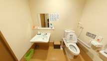 整った洗面所兼トイレの現場