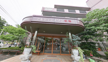 介護施設の正面入口