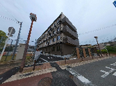 閑静な周辺の通路