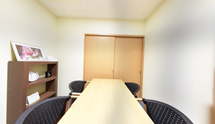 職員用会議室の内観