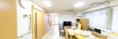 清潔感ある介護施設の内観