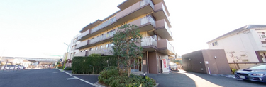 清潔で明るい介護施設