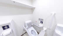 高齢者向け施設のトイレ設備