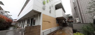 手入れされた施設外観