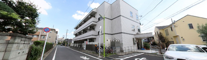 居住エリア近くの交差点