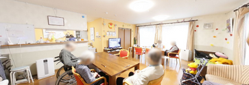 介護施設の居住者共有リビングエリア