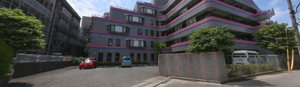 介護施設の外観と周辺環境