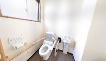 介護施設のトイレ空間