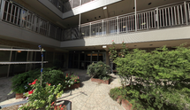 居心地の良い庭付き介護施設