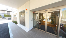 ケアセンターの快適な入口