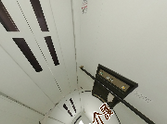 清潔な介助用エレベーター
