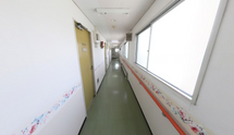 介護施設の職員用通路