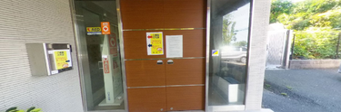 介護施設の入口付近