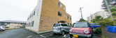 介護施設の外観とその周辺