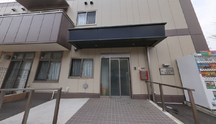清潔感のある介護施設の外観