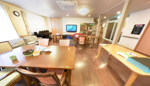 充実した施設の共用リビング