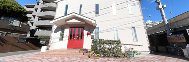 介護施設の穏やかな外観