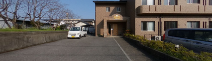 居住感覚の介護施設外観