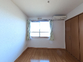 広々とした空間の部屋