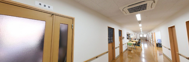 介護施設の廊下と環境