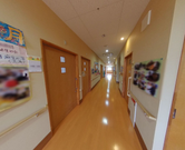 介護施設内部の廊下