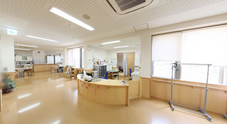 介護施設の室内、レセプションと居間
