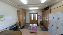 介護施設の居心地の良いロビー
