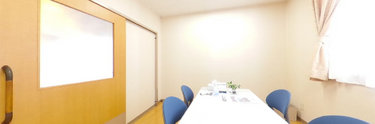 介護施設内の食堂兼会議室
