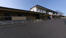 快適な職場の外観が見える