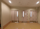 明るい洗面所と収納