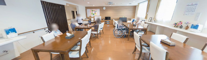 介護施設の共有スペースと設備